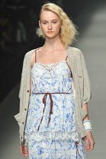 トワイライトの空に想いを馳せる、甘美なビーチスタイル - The Dress&Co. HIDEAKI SAKAGUCHI 2012年春夏コレクション｜写真4