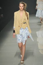 トワイライトの空に想いを馳せる、甘美なビーチスタイル - The Dress&Co. HIDEAKI SAKAGUCHI 2012年春夏コレクション｜写真5