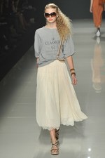 トワイライトの空に想いを馳せる、甘美なビーチスタイル - The Dress&Co. HIDEAKI SAKAGUCHI 2012年春夏コレクション｜写真13