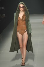 トワイライトの空に想いを馳せる、甘美なビーチスタイル - The Dress&Co. HIDEAKI SAKAGUCHI 2012年春夏コレクション｜写真22