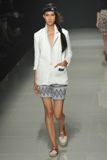 トワイライトの空に想いを馳せる、甘美なビーチスタイル - The Dress&Co. HIDEAKI SAKAGUCHI 2012年春夏コレクション｜写真35