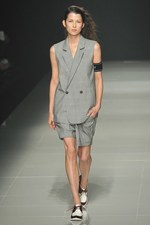 トワイライトの空に想いを馳せる、甘美なビーチスタイル - The Dress&Co. HIDEAKI SAKAGUCHI 2012年春夏コレクション｜写真40