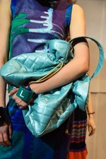 シアタープロダクツ 17年春夏コレクション - 流れ着いたガラクタは身に着け方で"宝の山"に変わる｜写真7