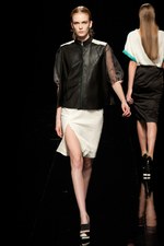 伝統技術が織り成す奥ゆかしい美のスタイル - アライサラ(araisara) 2012年春夏コレクション｜写真3