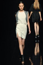 伝統技術が織り成す奥ゆかしい美のスタイル - アライサラ(araisara) 2012年春夏コレクション｜写真10