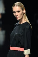 伝統技術が織り成す奥ゆかしい美のスタイル - アライサラ(araisara) 2012年春夏コレクション｜写真19