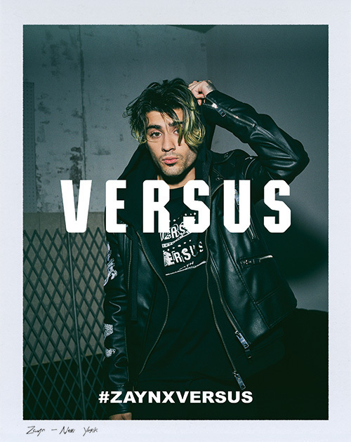 VERSUS VERSACE グラフィックロゴレギンスパンツ　新品