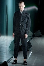 建築物の持つ力強さを幻想的に表現 - モルフィック(MOLFIC) 2012年春夏コレクション｜写真5