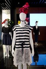 フラワープリントで活力溢れる新時代の女性像を表現 - アンベル(AMBELL) 2012年春夏コレクション｜写真8