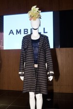 フラワープリントで活力溢れる新時代の女性像を表現 - アンベル(AMBELL) 2012年春夏コレクション｜写真26