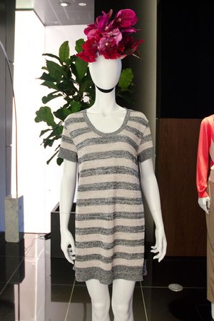 フラワープリントで活力溢れる新時代の女性像を表現 - アンベル(AMBELL) 2012年春夏コレクション｜写真23