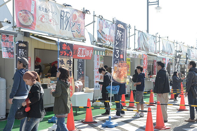 「東京ラーメンショー2017」全国のご当地ラーメンが駒沢オリンピック公園に集結、限定コラボ麺も | 写真