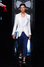 今夜もとびっきりのドレスでLet's Party!! - ケイタ マルヤマ(KEITA MARUYAMA) 2012年春夏コレクション｜写真5