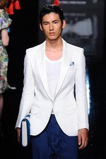 今夜もとびっきりのドレスでLet's Party!! - ケイタ マルヤマ(KEITA MARUYAMA) 2012年春夏コレクション｜写真6