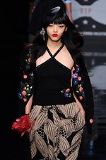 今夜もとびっきりのドレスでLet's Party!! - ケイタ マルヤマ(KEITA MARUYAMA) 2012年春夏コレクション｜写真12