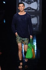 今夜もとびっきりのドレスでLet's Party!! - ケイタ マルヤマ(KEITA MARUYAMA) 2012年春夏コレクション｜写真44