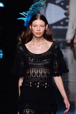 今夜もとびっきりのドレスでLet's Party!! - ケイタ マルヤマ(KEITA MARUYAMA) 2012年春夏コレクション｜写真74