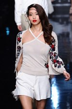 今夜もとびっきりのドレスでLet's Party!! - ケイタ マルヤマ(KEITA MARUYAMA) 2012年春夏コレクション｜写真89