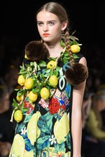 トクコ・プルミエヴォル 2017年春夏コレクション - コートダジュールの空気や文化を洋服に｜写真7