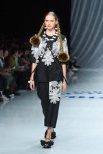 トクコ・プルミエヴォル 2017年春夏コレクション - コートダジュールの空気や文化を洋服に｜写真36