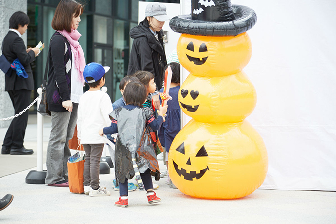 「品川ハロウィン2016」 昼間は仮装パレード、夜は芝の上で映画「ゴーストバスターズ」野外上映｜写真9