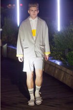 ヤンキールックで勢いのある日常を - ディスカバード(DISCOVERED) 2012年春夏コレクション｜写真28