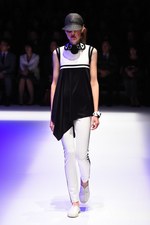 ヒロコ コシノ17年春夏コレクション - “あたりまえ”への挑戦を、キュビスムとスポーツで｜写真1