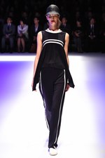 ヒロコ コシノ17年春夏コレクション - “あたりまえ”への挑戦を、キュビスムとスポーツで｜写真2