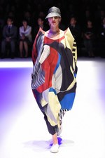 ヒロコ コシノ17年春夏コレクション - “あたりまえ”への挑戦を、キュビスムとスポーツで｜写真10