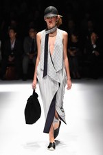 ヒロコ コシノ17年春夏コレクション - “あたりまえ”への挑戦を、キュビスムとスポーツで｜写真30