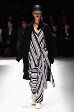 ヒロコ コシノ17年春夏コレクション - “あたりまえ”への挑戦を、キュビスムとスポーツで｜写真33