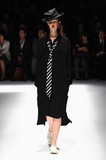 ヒロコ コシノ17年春夏コレクション - “あたりまえ”への挑戦を、キュビスムとスポーツで｜写真38