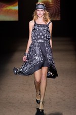 東コレのフィナーレをドクロで飾った - マスターマインド・ジャパン(mastermind JAPAN) 2012年春夏コレクション｜写真39