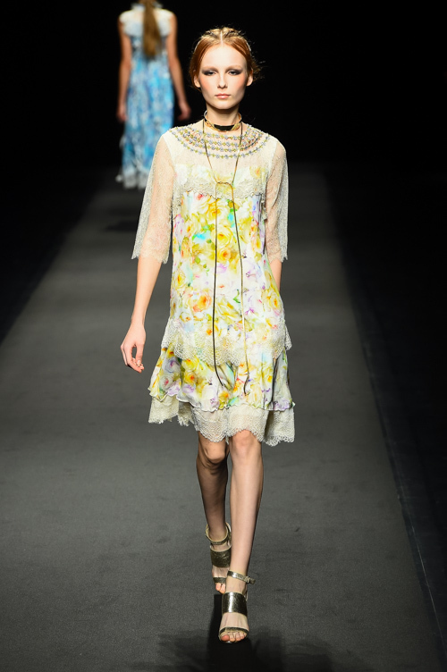 ジン カトウ 17年春夏コレクション ファッションは巡り巡る グレート ギャツビー に魅せられて ファッションプレス