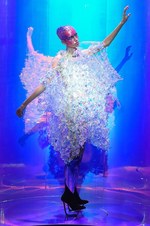 ユイマナカザト(YUIMA NAKAZATO) 近未来のオートクチュール｜写真17