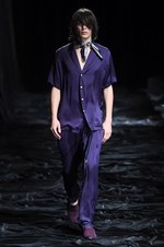 ベッドフォード 2017年春夏コレクション - 戦場を踊るように駆ける、陰鬱な気持ちが生んだ美学｜写真9