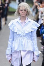 ケイスケヨシダ 2017年春夏コレクション - メンズ服のディテールをフェミニンに昇華｜写真4