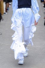 ケイスケヨシダ 2017年春夏コレクション - メンズ服のディテールをフェミニンに昇華｜写真16