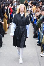 ケイスケヨシダ 2017年春夏コレクション - メンズ服のディテールをフェミニンに昇華｜写真36