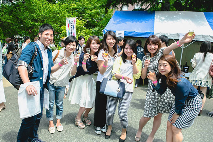 渋谷最大級の日本酒フェスをみやしたこうえんで - 全国100種以上の和酒が飲み放題、果実酒や焼酎も｜写真5