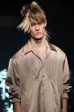 プラスチックトーキョー17年春夏コレクション - フォーマルウェアを解体、再構築｜写真12