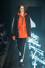 プラスチックトーキョー17年春夏コレクション - フォーマルウェアを解体、再構築｜写真30