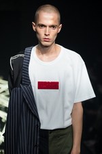 プラスチックトーキョー17年春夏コレクション - フォーマルウェアを解体、再構築｜写真43