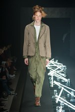 プラスチックトーキョー17年春夏コレクション - フォーマルウェアを解体、再構築｜写真44