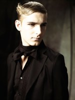 20世紀初頭のエレガンスをモダンなシルエットで蘇らせた - ガラアーベント(GalaabenD) 2012年春夏コレクション｜写真1