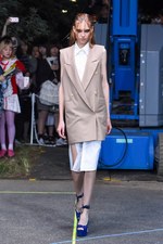 ミキオサカベ 2017年春夏コレクション - 混じり合うはずのない時代の交差｜写真8