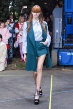 ミキオサカベ 2017年春夏コレクション - 混じり合うはずのない時代の交差｜写真10