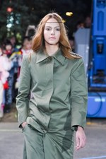 ミキオサカベ 2017年春夏コレクション - 混じり合うはずのない時代の交差｜写真15