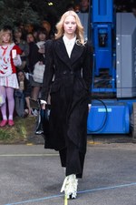 ミキオサカベ 2017年春夏コレクション - 混じり合うはずのない時代の交差｜写真39