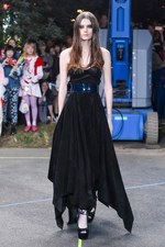 ミキオサカベ 2017年春夏コレクション - 混じり合うはずのない時代の交差｜写真44